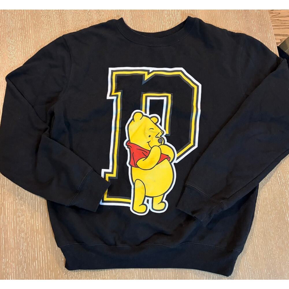 Disney Black Crewneck Sweater with Winnie the Pooh Cotton Polyester Medium